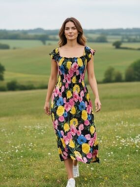 Coco & Shay Smocked Black Floral Maxi Dress Faux Wrap EUC Large Flutter Sleeves